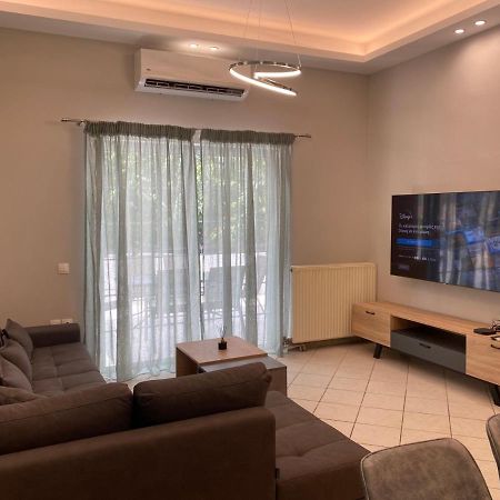 אתונה Comfortable Apartment Near To Metro מראה חיצוני תמונה