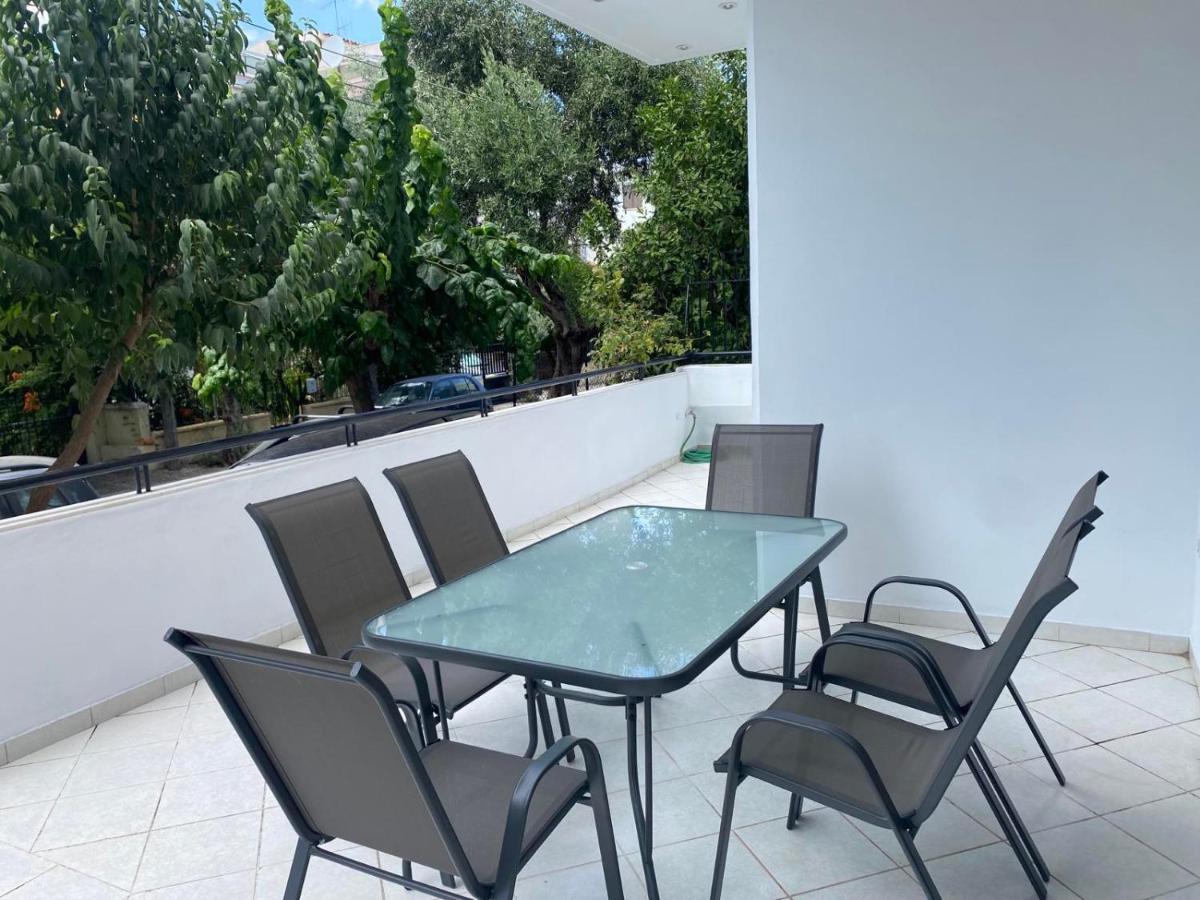 אתונה Comfortable Apartment Near To Metro מראה חיצוני תמונה